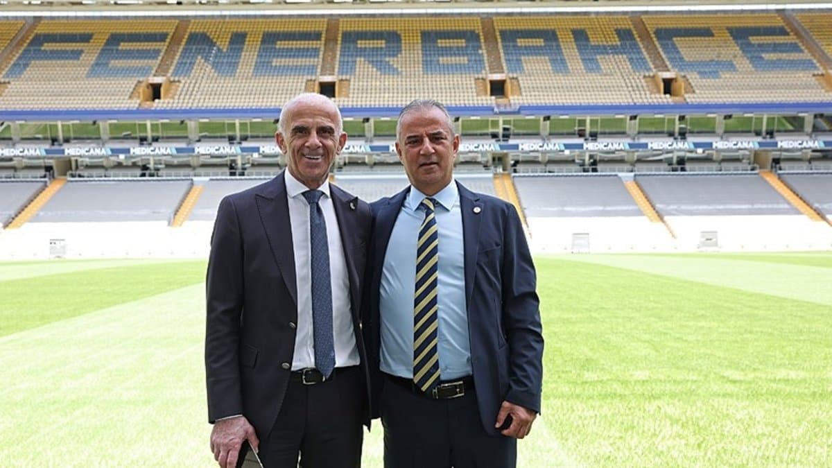 Fenerbahçe'de Transfer Harekatı Sürüyor: Bir İmza Daha Yaklaşıyor