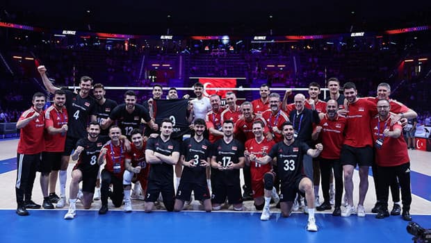 Filenin Efeleri, VNL Performansıyla FIVB Dünya Sıralamasında İlk 10'a Yükseldi