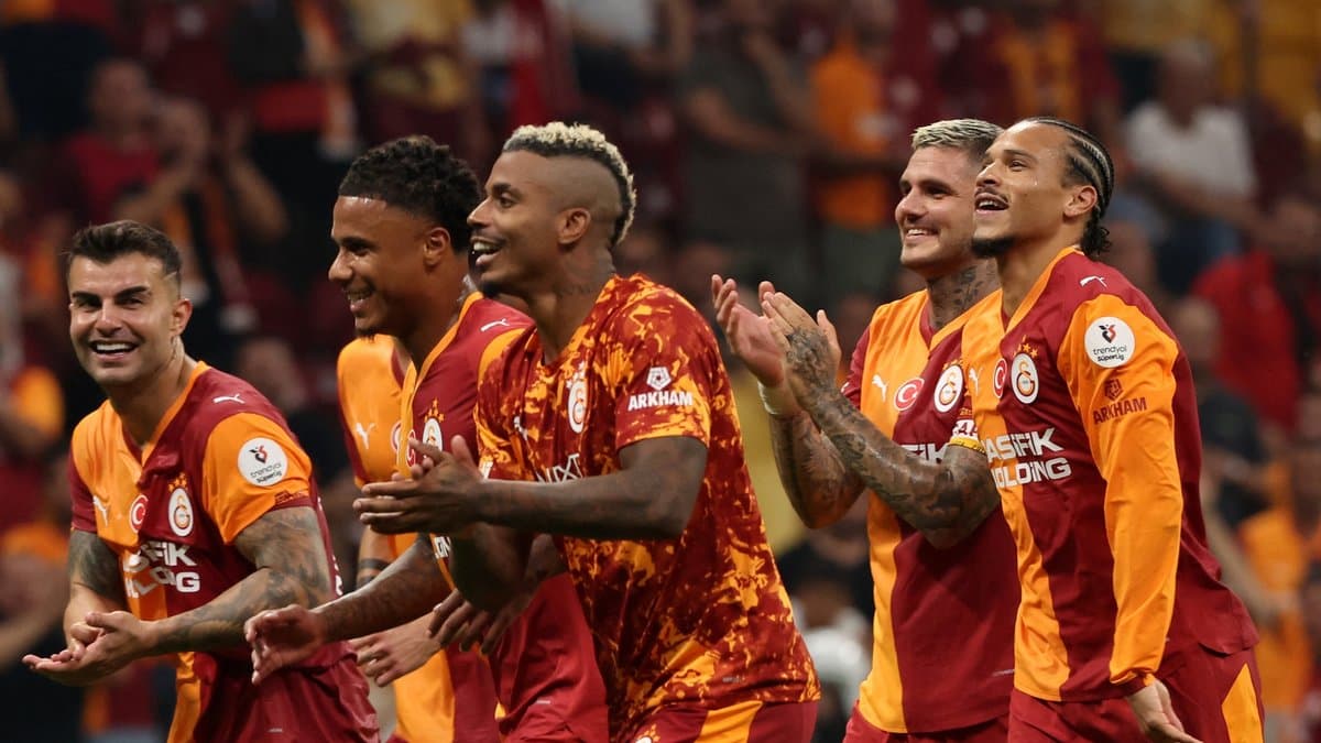 Galatasaray'da Yabancı Kuralı Beklentisi Transfer Stratejisini Şekillendiriyor