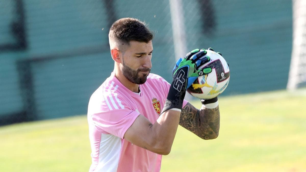 Álvaro Ratón, Real Zaragoza'dan Ayrılıp Primera RFEF'e Katıldı: Eski Takımıyla Karşılaşmayacak