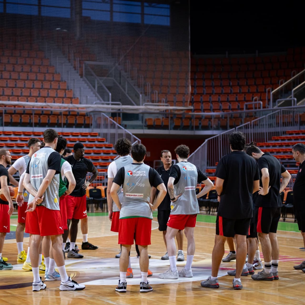 12 Dev Adam, FIBA 2027 Dünya Kupası Elemeleri Öncesi Bosna Hersek Maçı Hazırlıklarını Yoğunlaştırdı