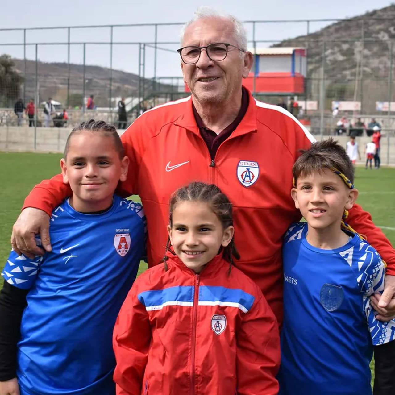 Altınordu FK, TFF 2. Lig'den Çekilme Kararı Aldı: Odak Artık Tamamen Futbolcu Yetiştiriciliği