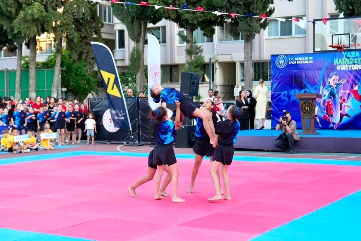 Balıkesir'de GSB Spor Okulları 2026 Yaz Dönemi Coşkuyla Başladı