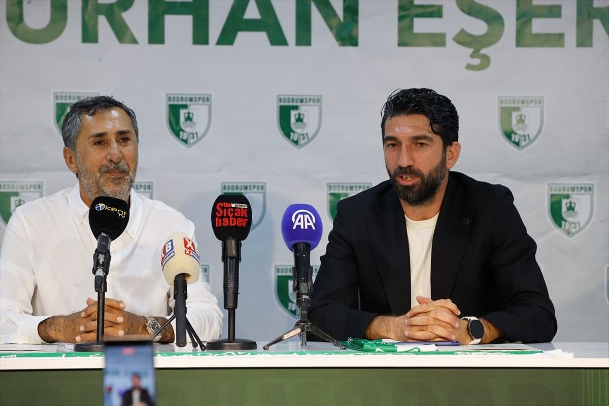 Bodrum FK'da Burhan Eşer Dönemi Uzadı: Süper Lig Hedefiyle 2 Yıllık Yeni Anlaşma