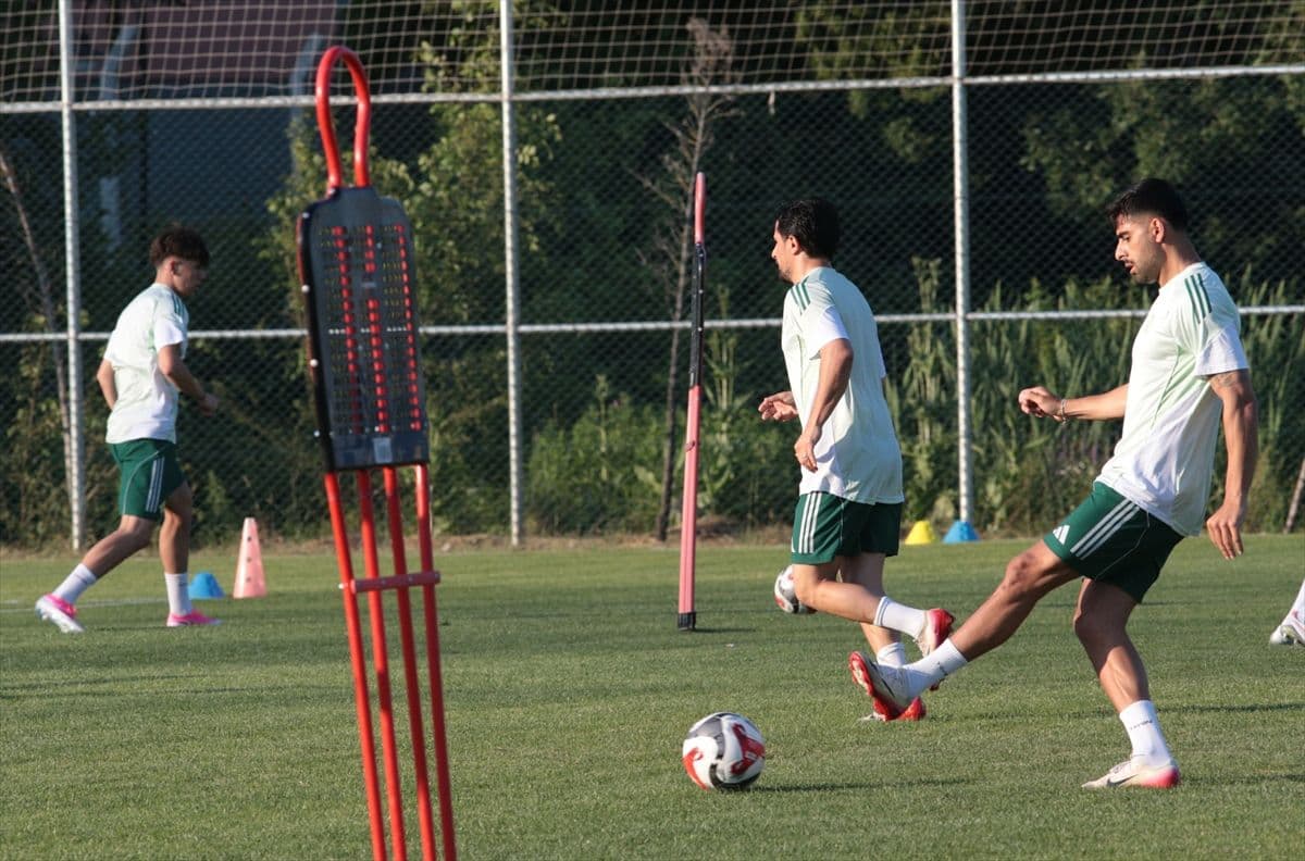 Esenler Erokspor Trendyol 1. Lig Hazırlıklarına Bolu'da Start Verdi