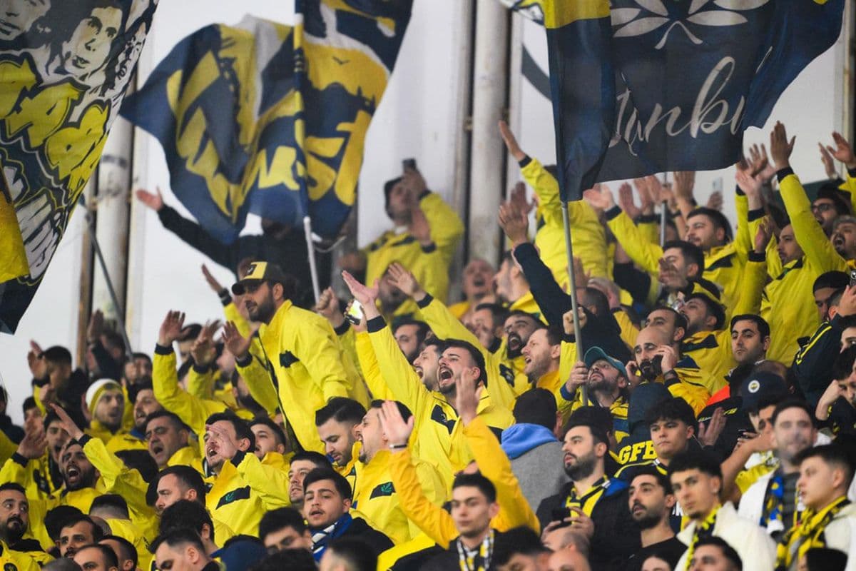 Fenerbahçe'den Finansal Hamle: 90 Milyon Euro Borç Operasyonunda 48 Milyon Euro Ödeme