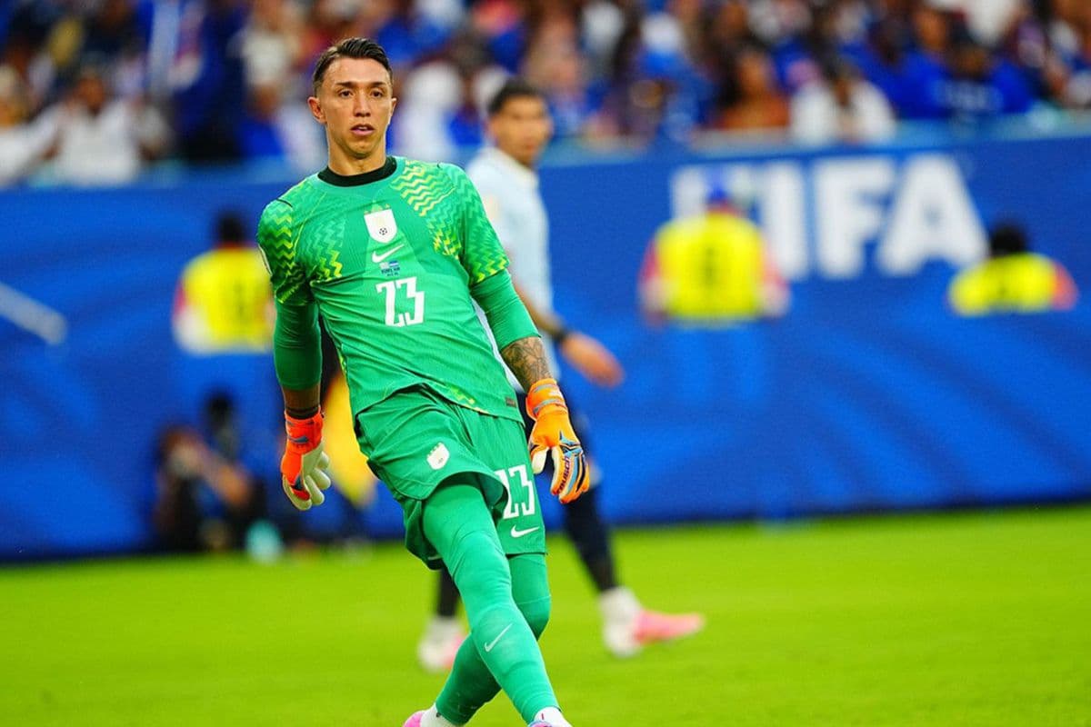 Fernando Muslera, 2026 Dünya Kupası Sonrası Uruguay Milli Takımı'na Veda Etti