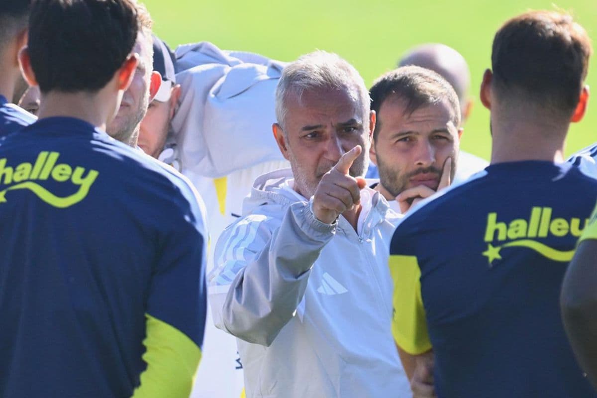 İsmail Kartal'dan Fenerbahçe Kadrosuna Dair Net Mesaj: Kahveci ve Oosterwolde Kalıyor