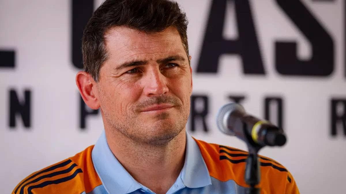 Iker Casillas'tan Futbola Radikal Değişim Önerisi: Dünya Kupası'nda Su Molu Tartışmaları Yoğunlaşıyor
