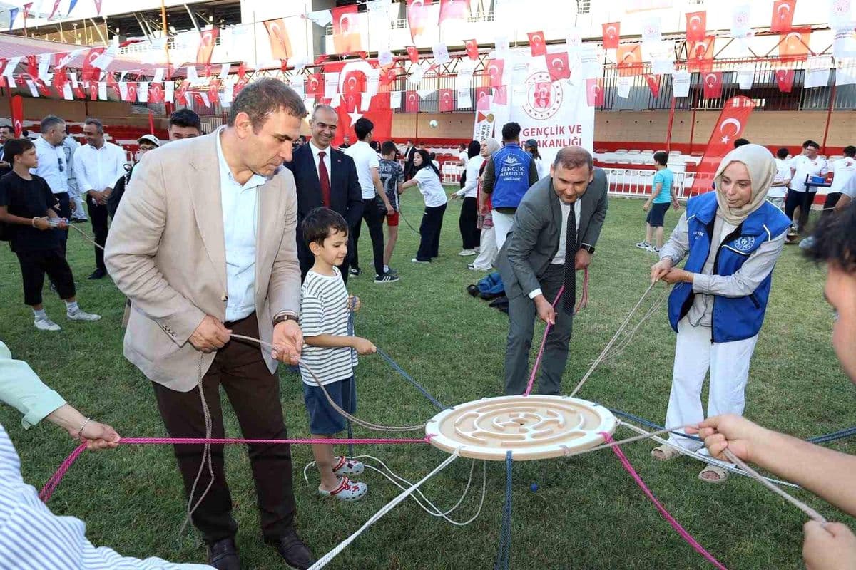Kahramanmaraş'ta Gençlik ve Spor Bakanlığı Kapsamında Ücretsiz Yaz Spor Okulları Başladı: 29 Branşta Gençlere Kapı Açıldı