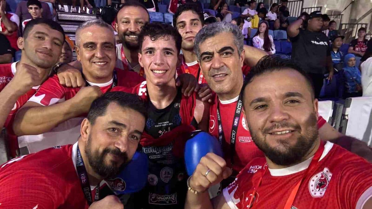 Kayserili Milli Muaythai Sporcularından Malezya'da Tarihi Dünya Şampiyonluğu