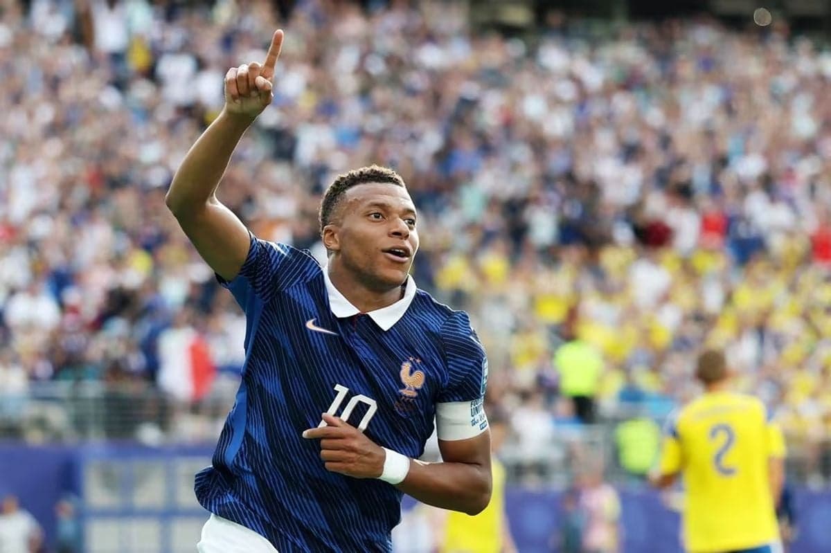 Kylian Mbappe Dünya Kupası Gol Rekorlarında Zirveye Yaklaşıyor: Messi'yi Yakaladı, Tarihe Geçti