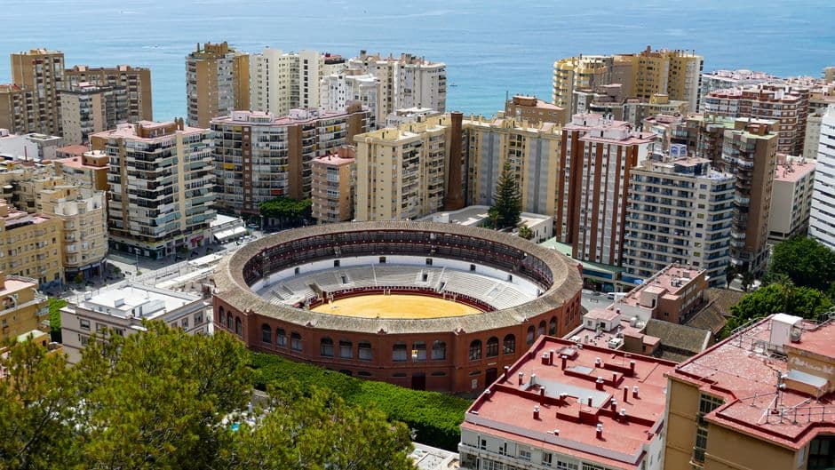 Málaga'da Yükseliş Sonrası Sözleşme Revizyonları: Maaşlar ve Serbest Kalma Bedelleri Yükselişte