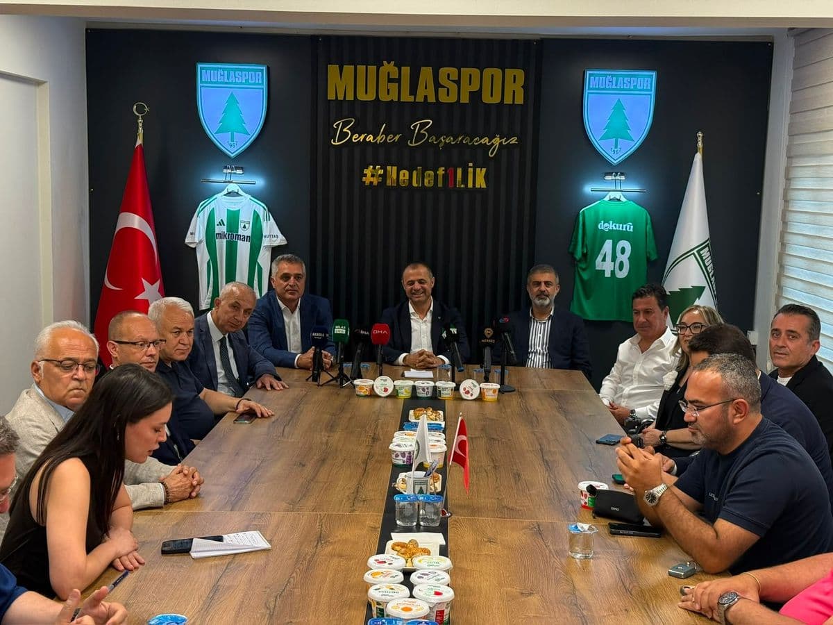 Muğlaspor, Tarihi İlk 1. Lig Sezonu Öncesi Forma Sponsorlarını ve Yeni Yönetimini Tanıttı