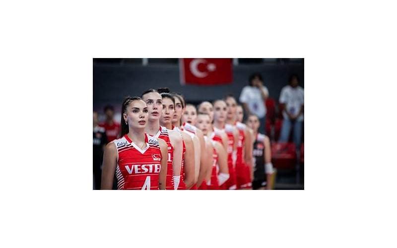 U18 Kadın Sutopu Millileri, Dünya Şampiyonası Öncesi Adana'da Yoğun Kampa Girdi: Hedef İlk 10