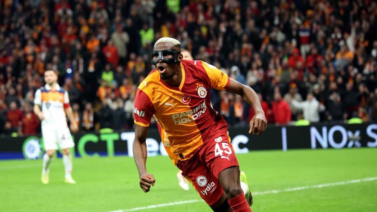 Victor Osimhen İçin Rekor Bonservis İddiaları Gündemde: İngiliz Analistin Değerlendirmesi