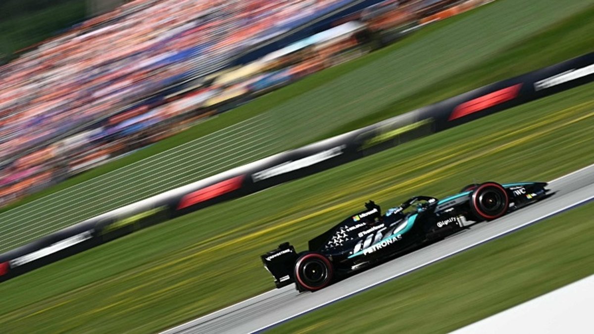 George Russell Avusturya GP'de Pole Pozisyonunu Kapattı: Mercedes Zirvede!