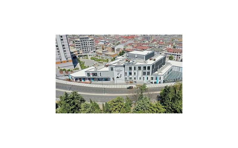 Kırklareli'nde Gençlik, Spor ve Kültür Sanat Merkezi Projesi İçin İmzalar Atıldı: Atıl Bina Geleceğe Umut Olacak