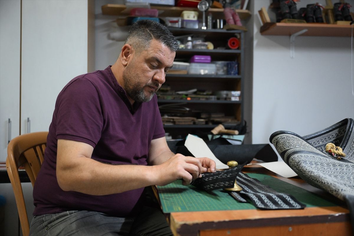 Kırkpınar'ın Sembolü Kispetleri 15 Yıldır Dikerek Yaşatan Usta: Adem Kayın